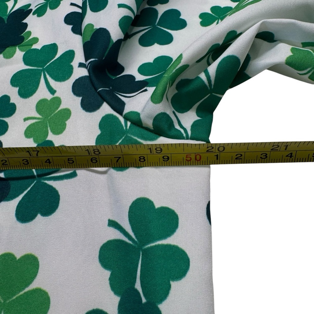 St Patrick’s Day - white tunic with green shamrocks - size M - NWOT - Picture 2 of 9